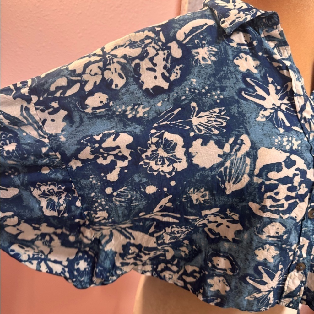 Pilcro Indigo Floral Button-Down Batwing Shirt Xs - Picture 3 of 9